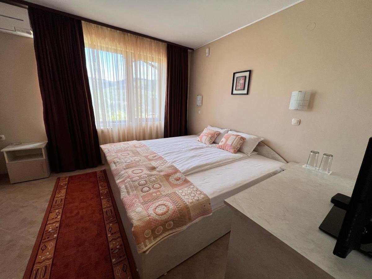Ardovel Park Hotel Velingrad Buitenkant foto