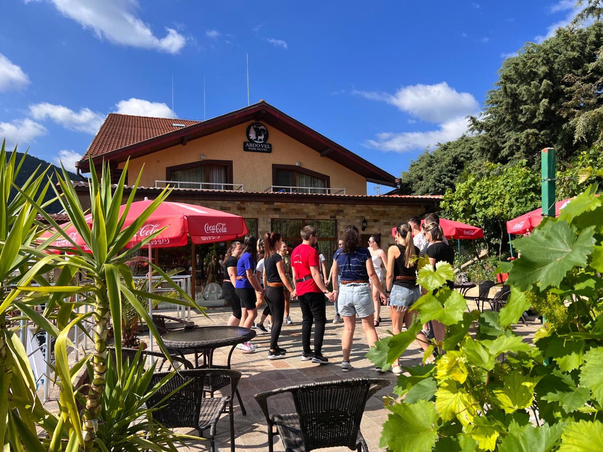 Ardovel Park Hotel Velingrad Buitenkant foto